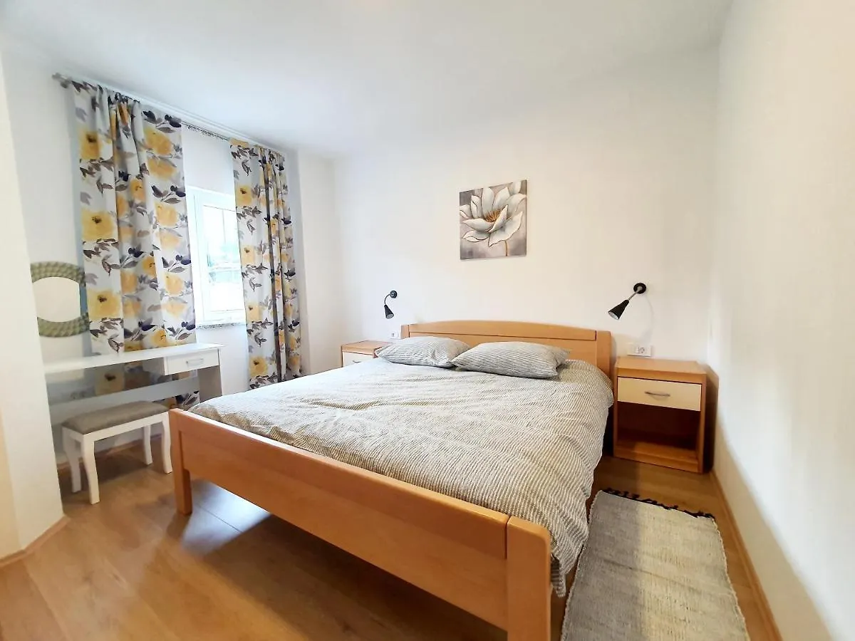 Sea Star Apartments Pjescana Uvala